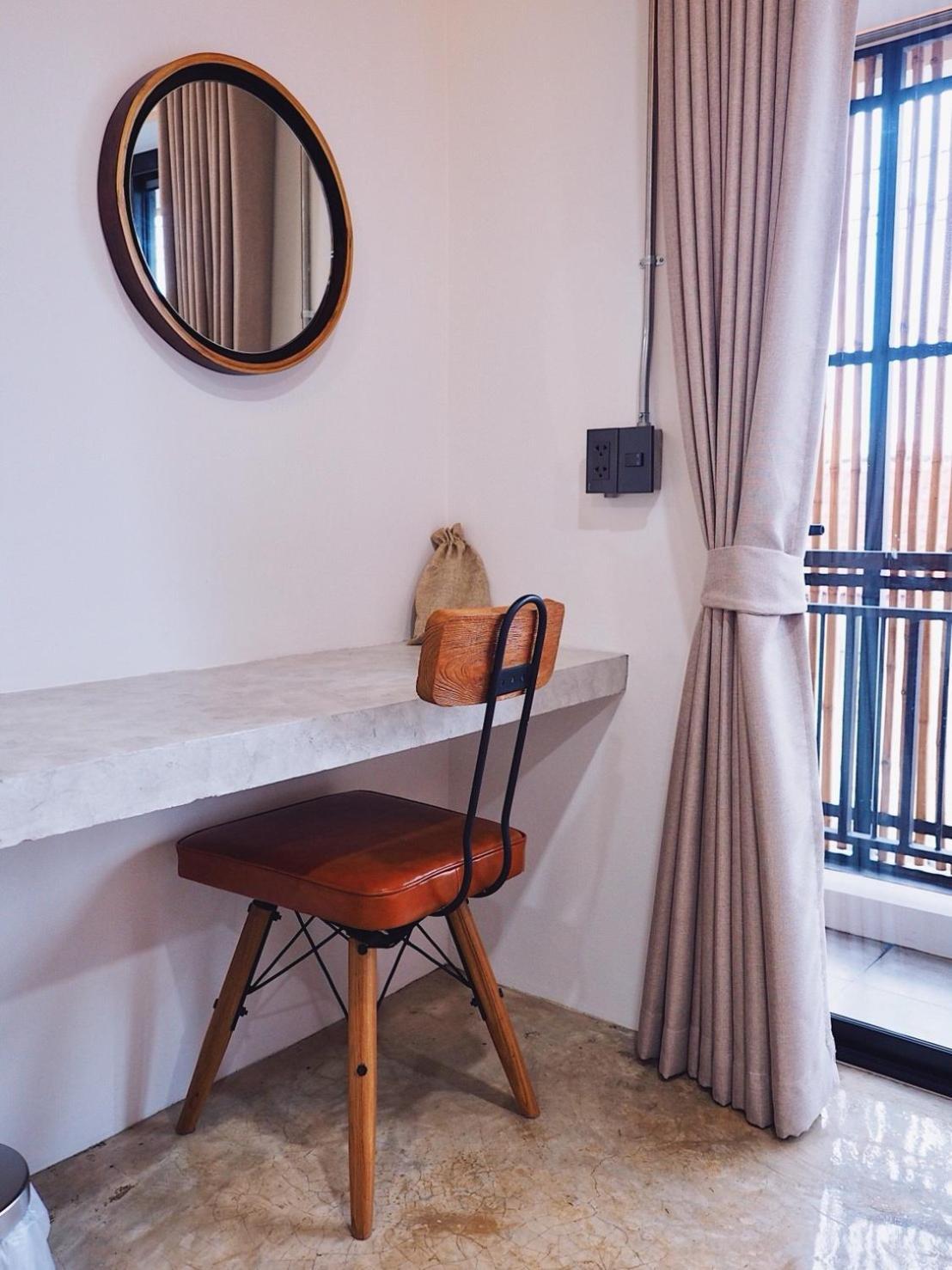 Luck Esan Loft Hotel Ubon Ratchathani Exterior photo